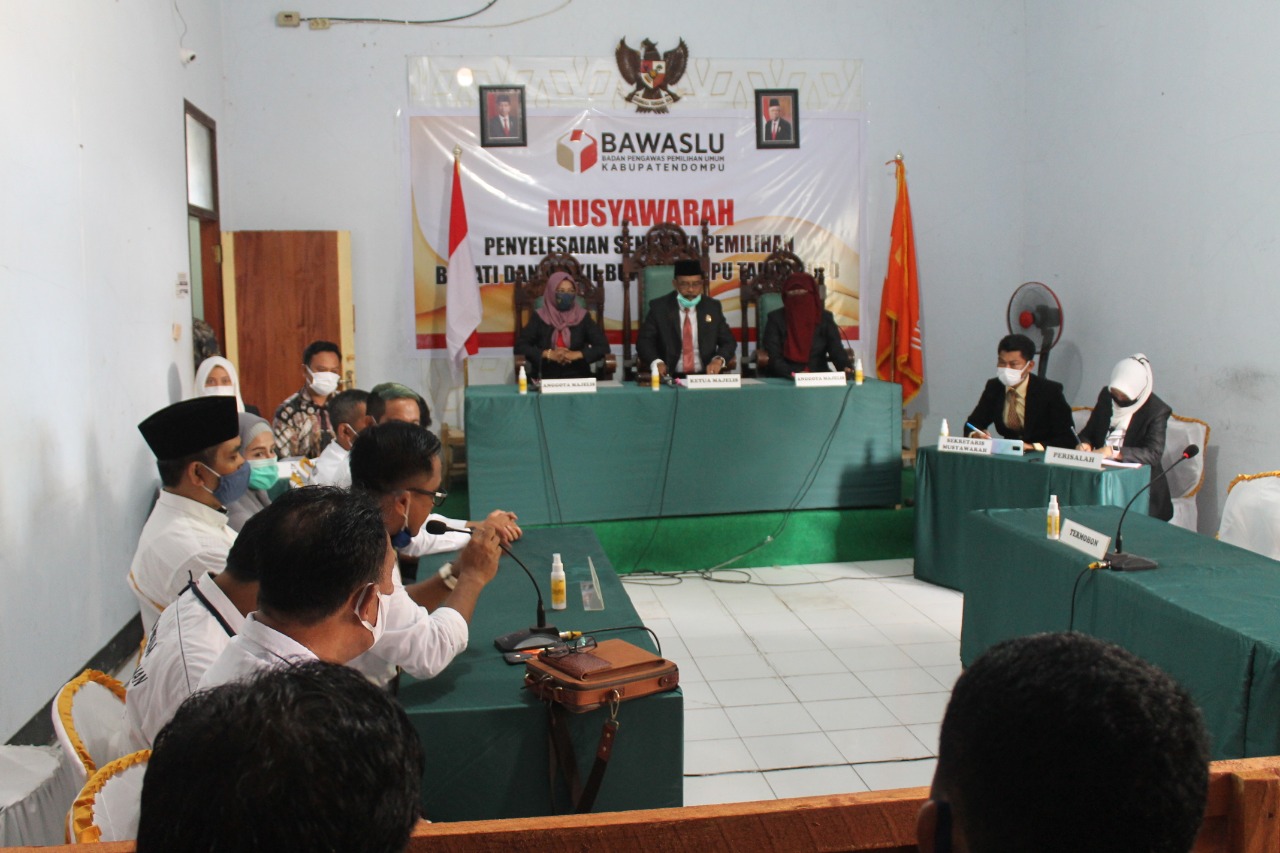 Bawaslu Dompu Kabulkan Permohonan Sengketa Calon Syaifurrahman Salman-Ika Rizki Veryani