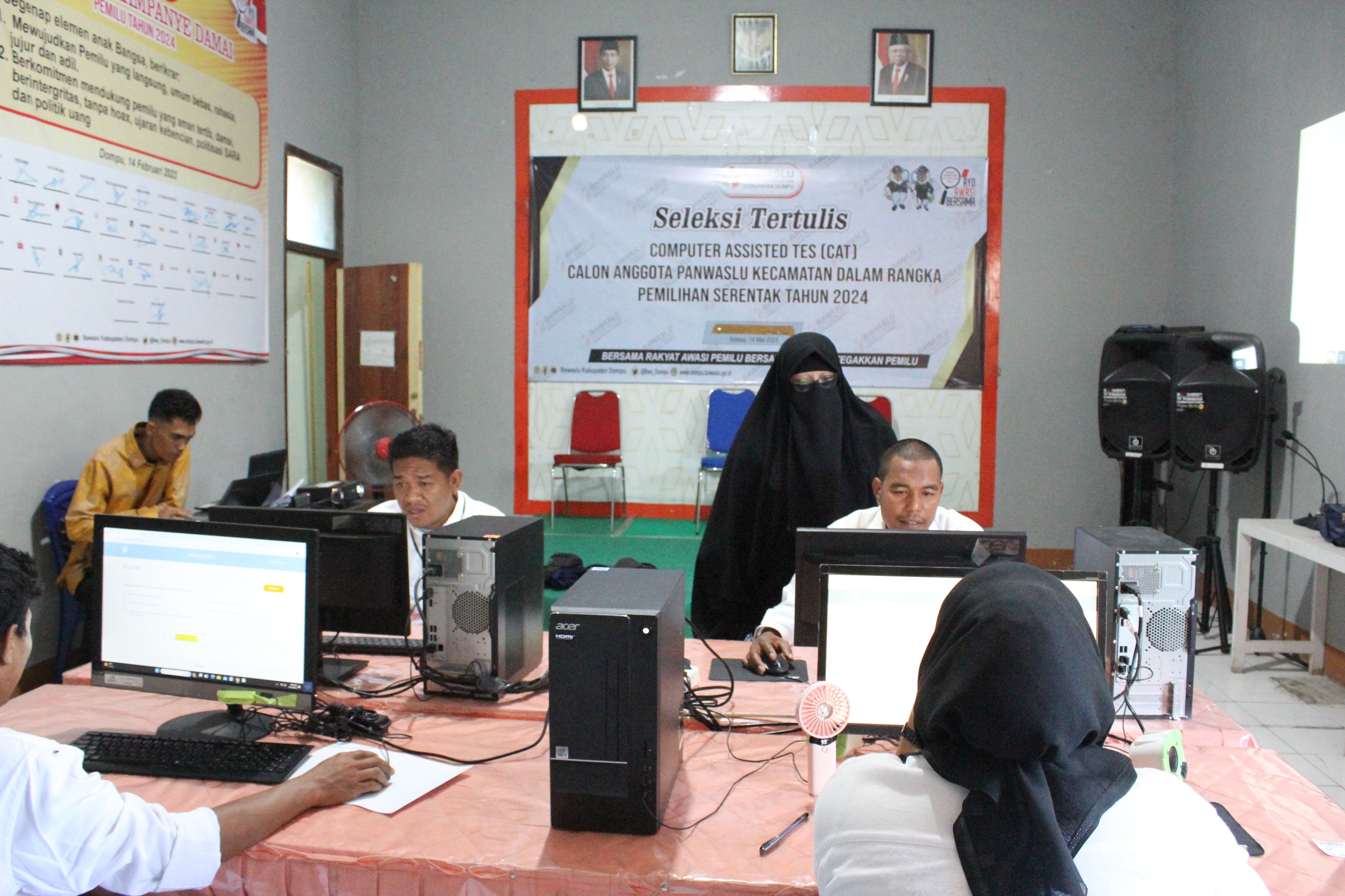 Tes Tertulis Calon Anggota Panwaslu Dompu Menggunakan Metode CAT