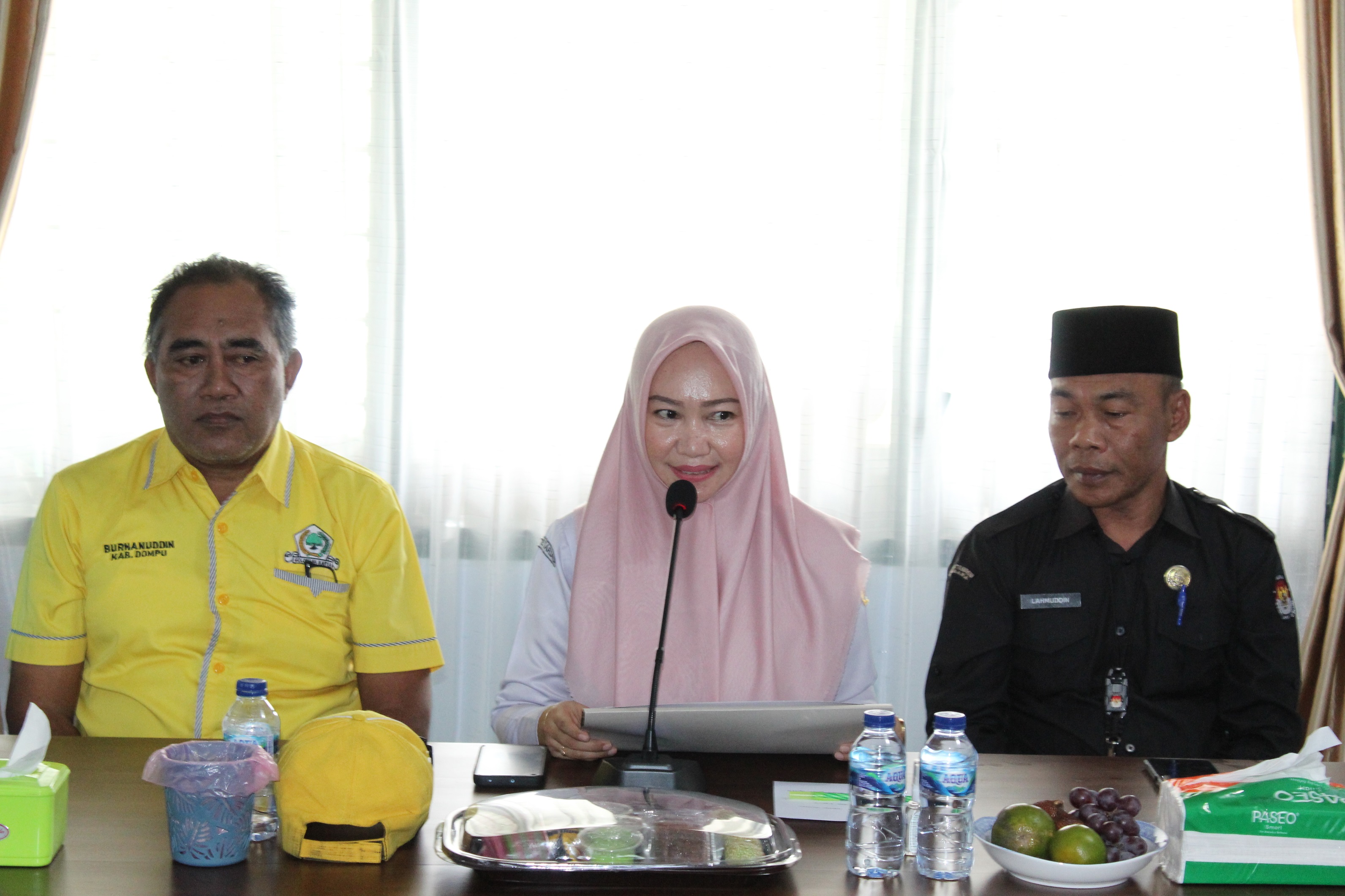 Deklarasi Pemilu Damai 2024 di Kabupaten Dompu: Mahisa Mareati, Memimpin Pembacaan Deklarasi
