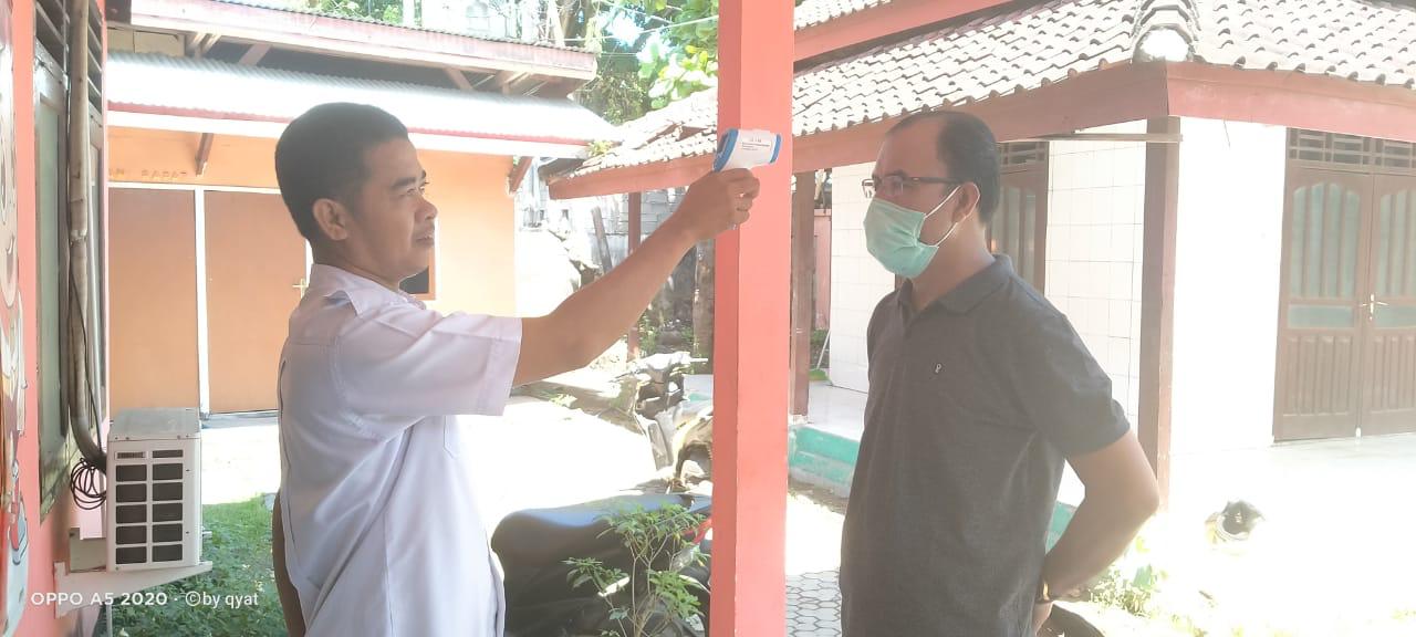 Cegah Covid-19, Bawaslu Kab. Dompu Terapkan Upaya Pencegahan di Lingkungan Kantor Bawaslu Kab. Dompu