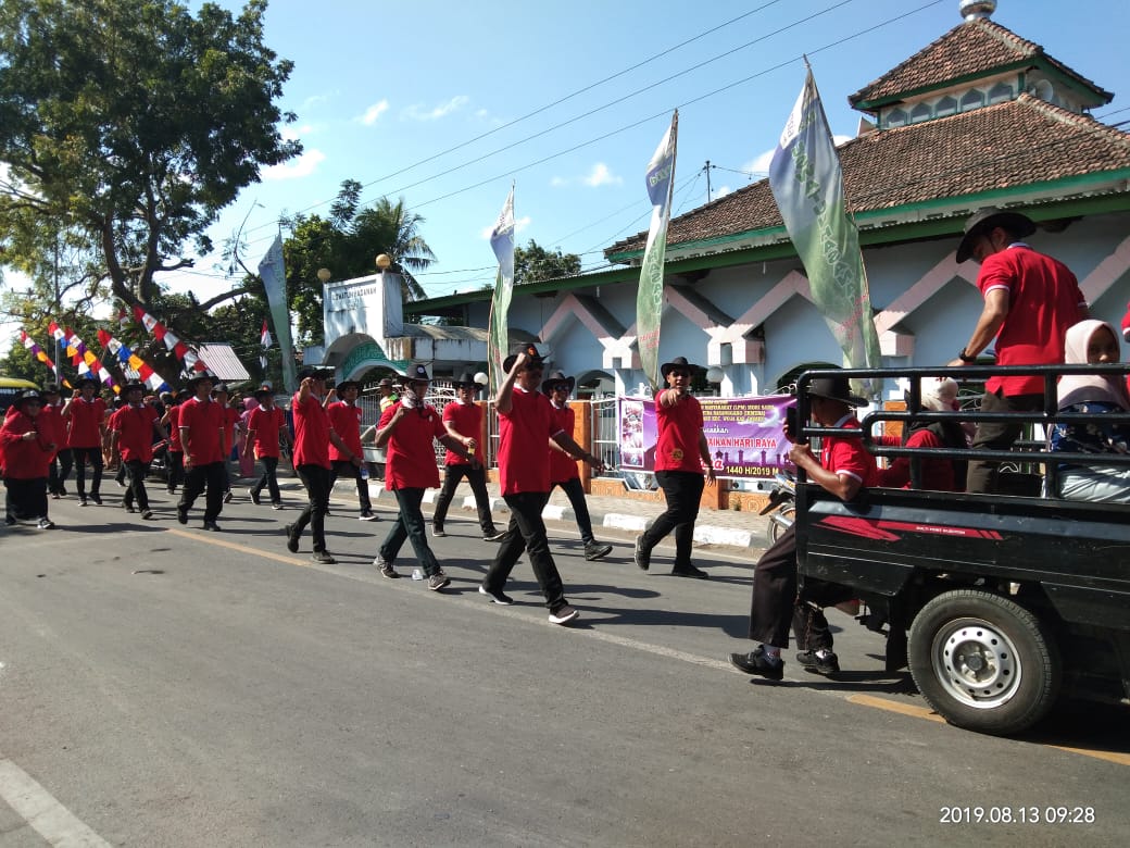 Bawaslu Kabupaten Dompu Ikuti Lomba Gerak Jalan Tepat Waktu 17 KM.