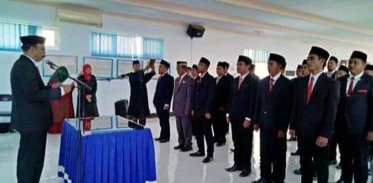 Bawaslu Kab. Dompu melantik 24 anggota Panwaslu Kecamatan