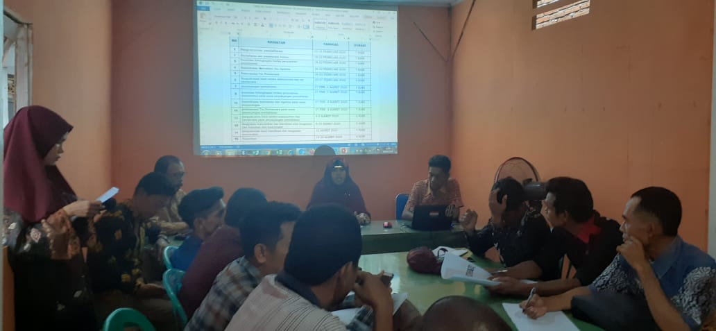 Rapat Persiapan Pembentukan Panitia Pengawas Pemilihan Kelurahan/Desa Pada Pemilihan Kepala Daerah Serentak Bupati dan Wakil Bupati Dompu Tahun 2020 bersama Panwascam