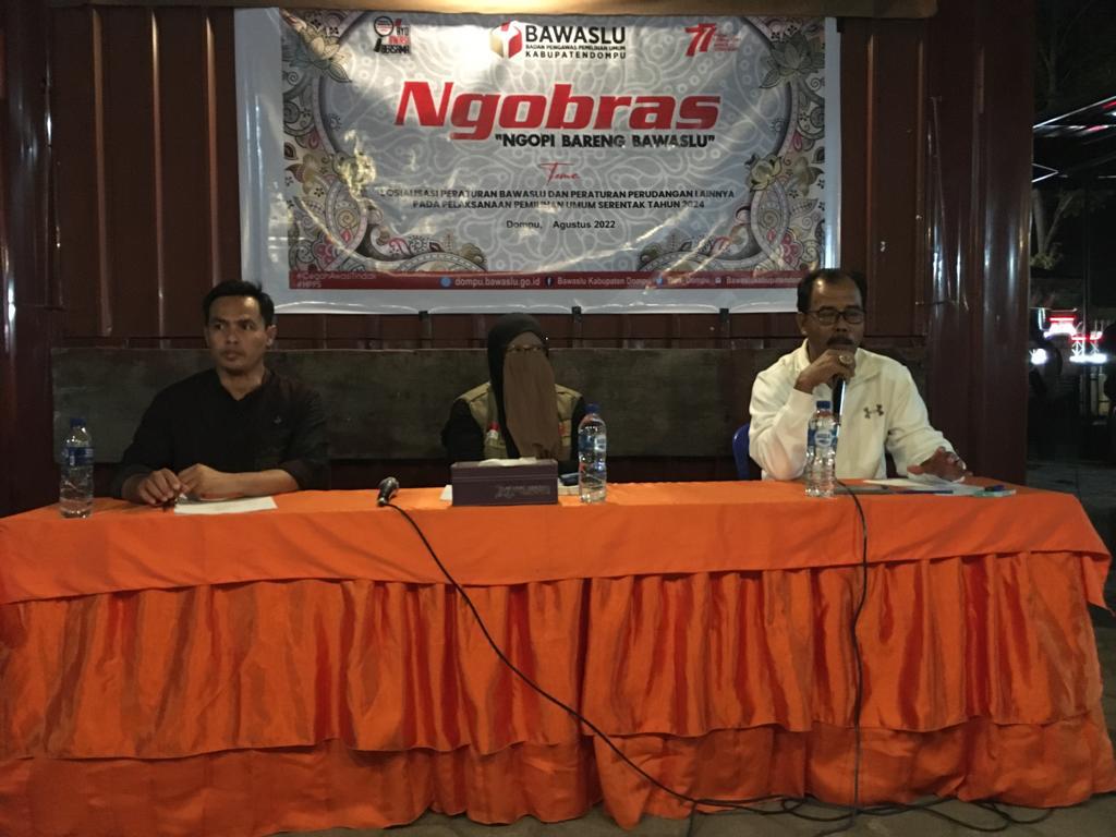 Eratkan Hubungan Dengan Media, Bawaslu Kabupaten Dompu Gelar Ngobras Dengan Media