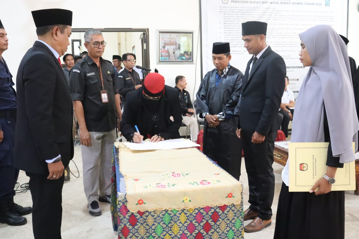 Bawaslu Dompu Hadiri Pelantikan PPK