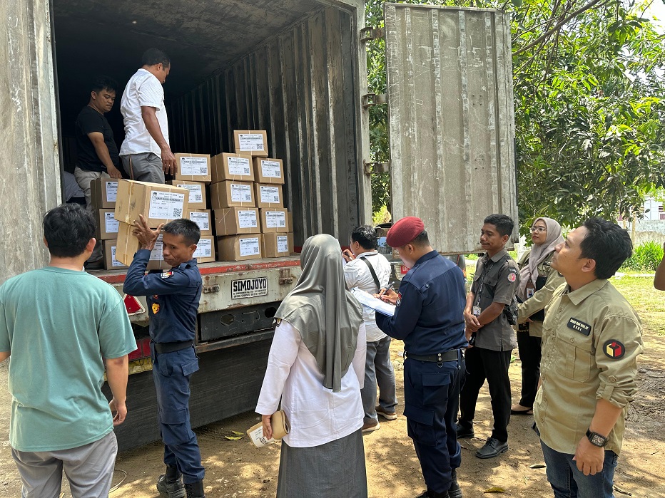 Bawaslu Dompu Awasi Distribusi Surat Suara Pilkada 2024
