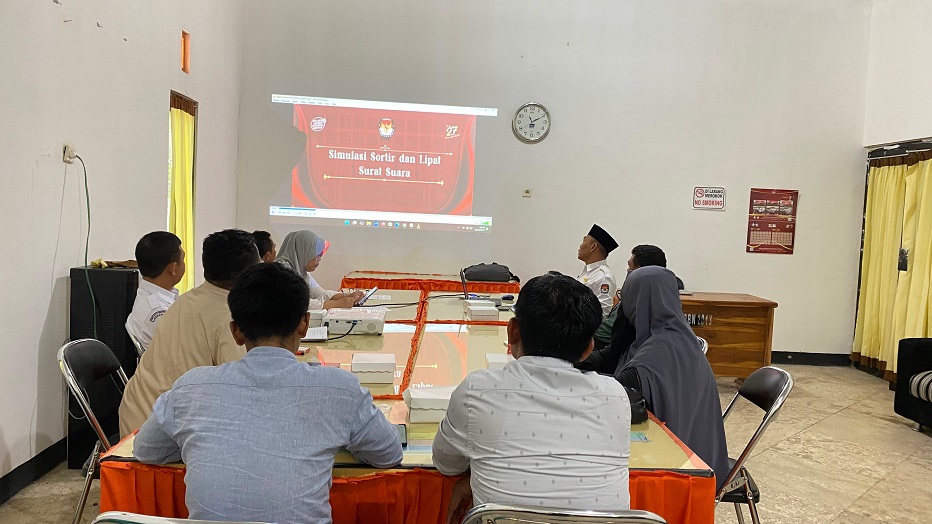 Hadiri Rakor, Swastari Tekankan Profesionalisme dan Pengamanan dalam Persiapan Penyortiran Surat Suara