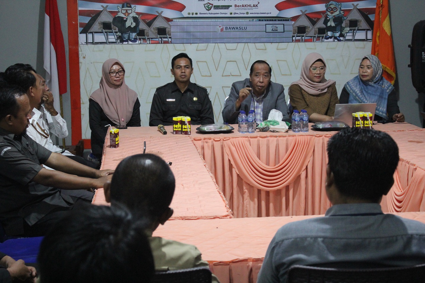 Bawaslu NTB Monitoring dan Supervisi Pengelolaan Dana Pilkada 2024 di Bawaslu Dompu