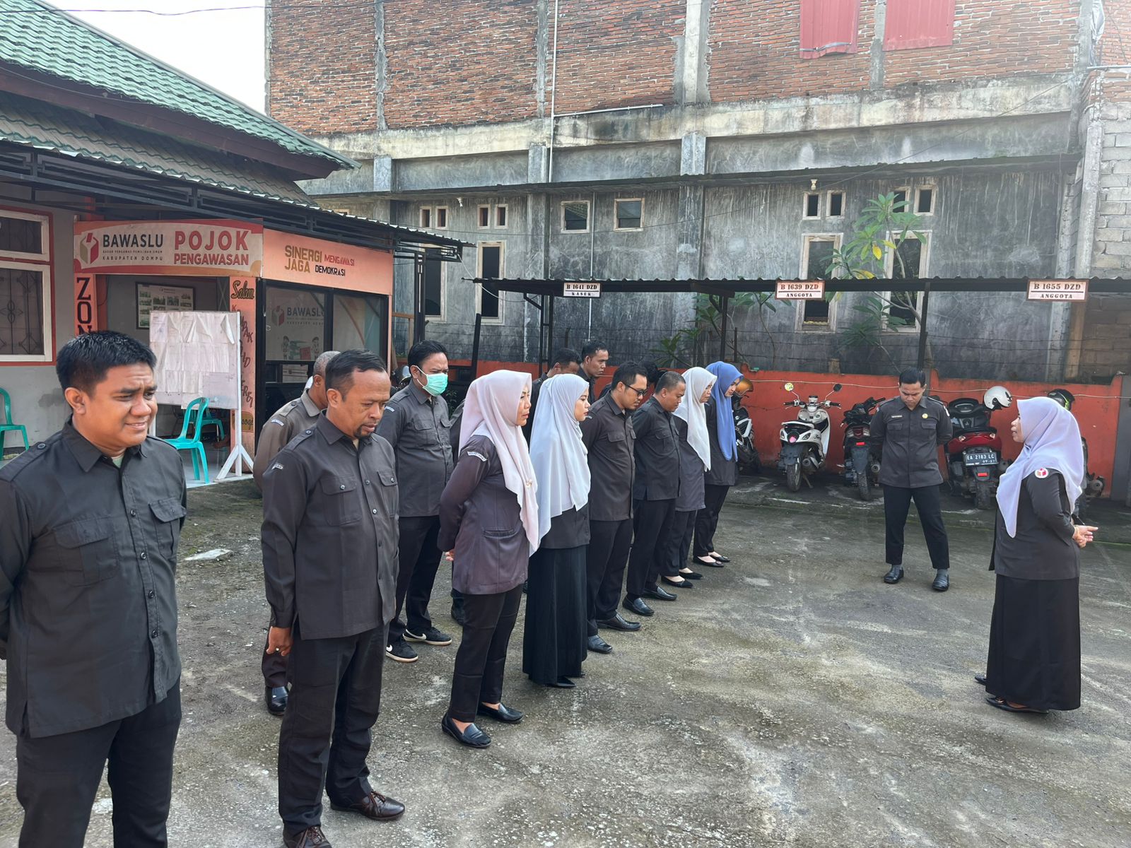 Gelar Apel Rutin Setiap Hari Senin untuk Tingkatkan Disiplin dan Etos Kerja Pegawai