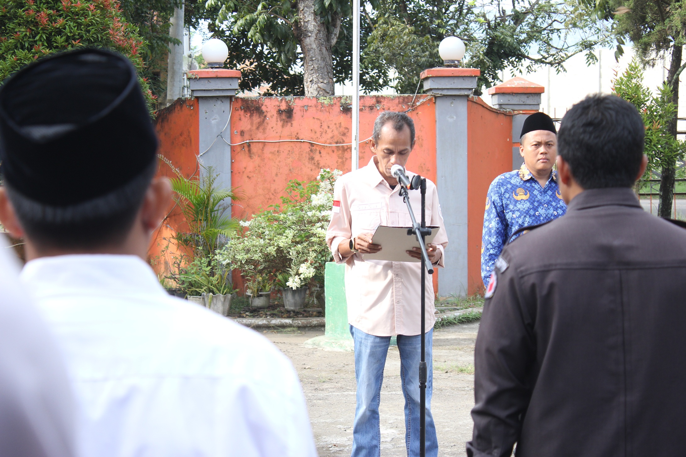 Bawaslu Dompu Gelar Upacara Peringatan Hari Lahir Pancasila 1 Juni 2025