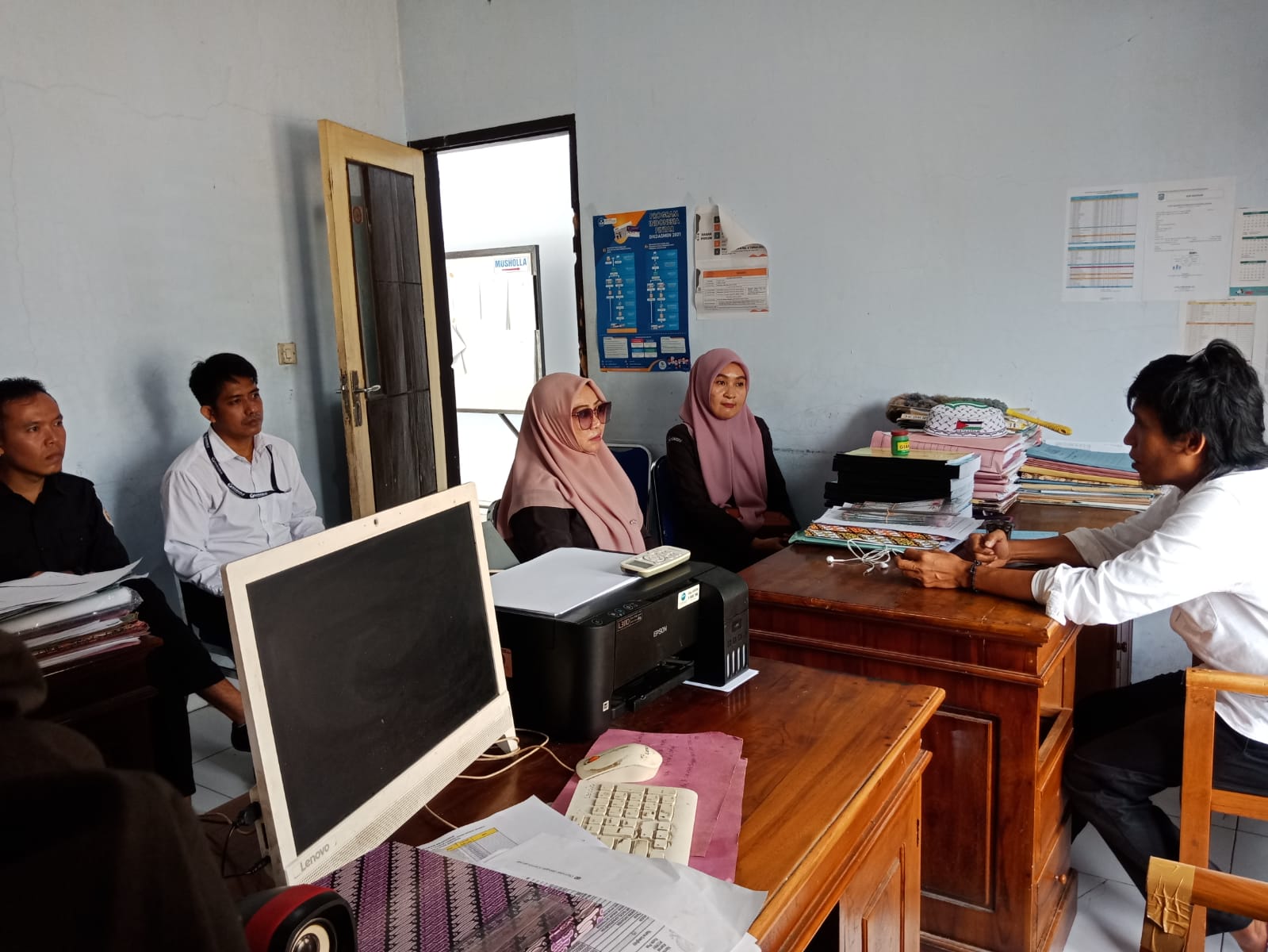 Bawaslu Dompu Gandeng Dinas Pendidikan Perkuat Pengawasan Partisipatif dan Pemutakhiran Daftar Pemilih Pemula