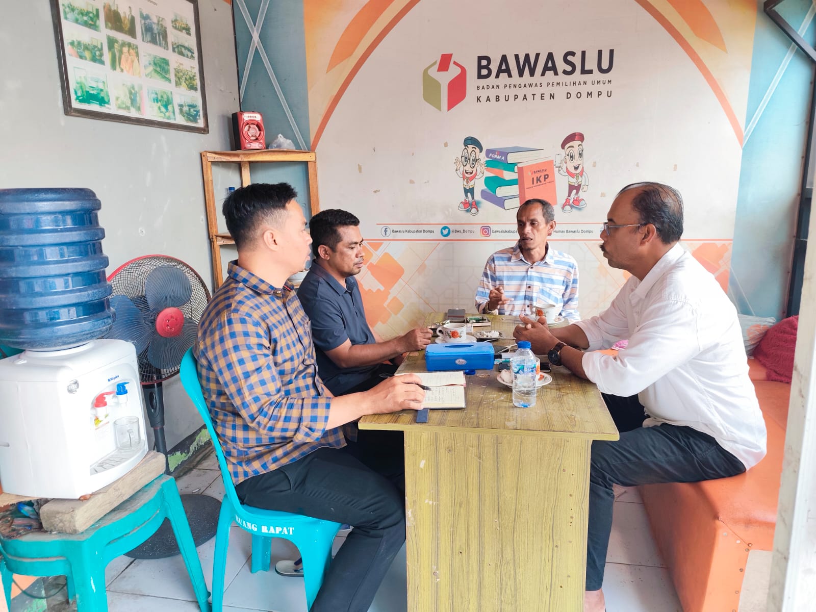 Irwan Terpilih sebagai Ketua Bawaslu Dompu Lewat Rapat Pleno Pimpinan