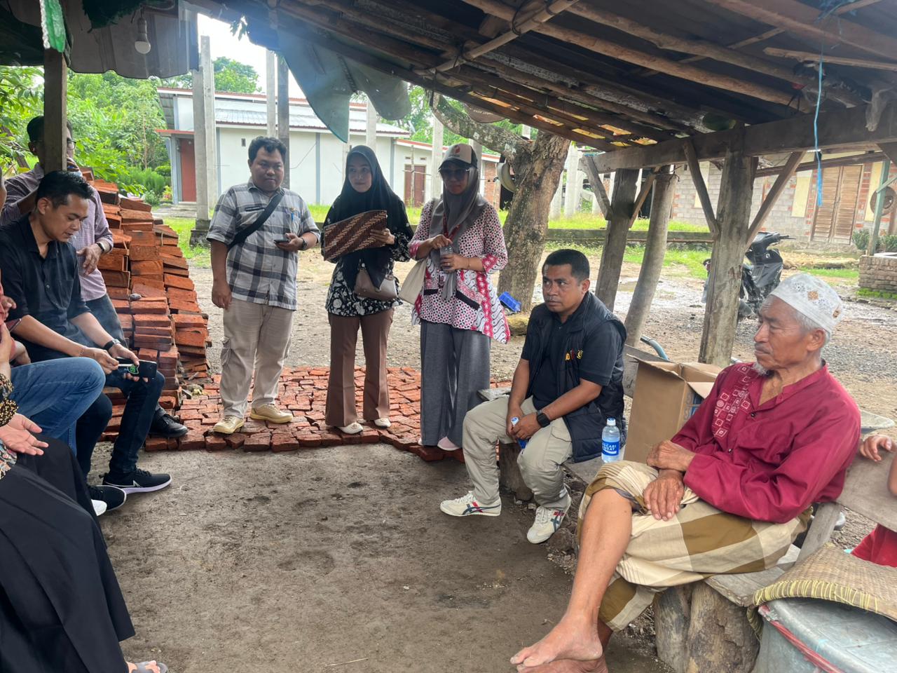 Bawaslu Dompu Awasi Pelaksanaan Coklit Terbatas di Kecamatan Manggelewa dan Kempo