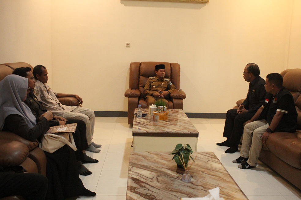 Bawaslu Dompu Silaturahmi ke Rumah Pedompo Bupati, Bahas Program Non Tahapan dan Pendidikan Politik