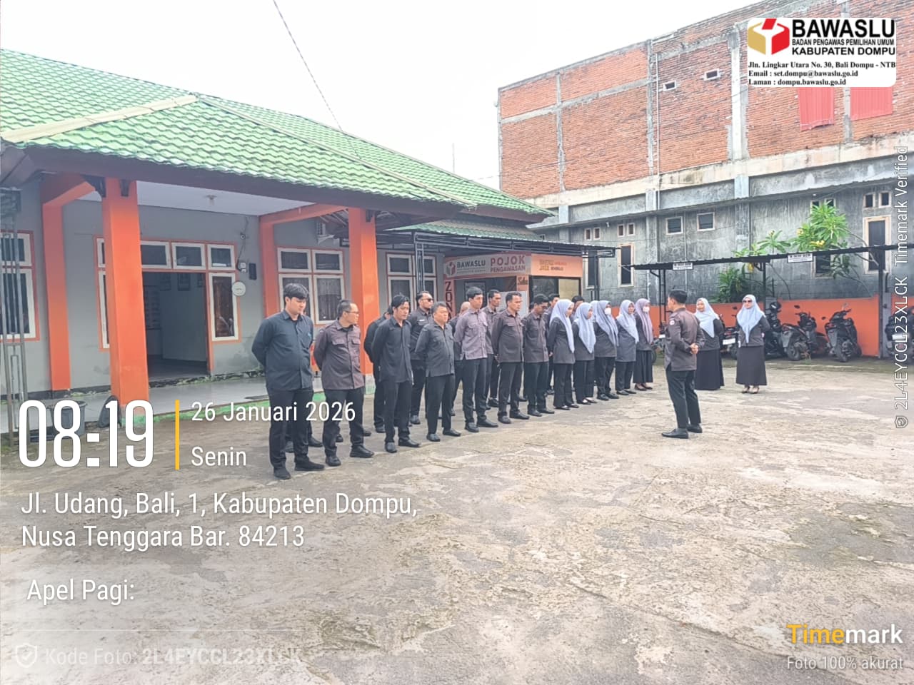 Pimpin Apel Rutin Senin, Agus Tekankan Penataan dan Digitalisasi Arsip di Bawaslu Dompu