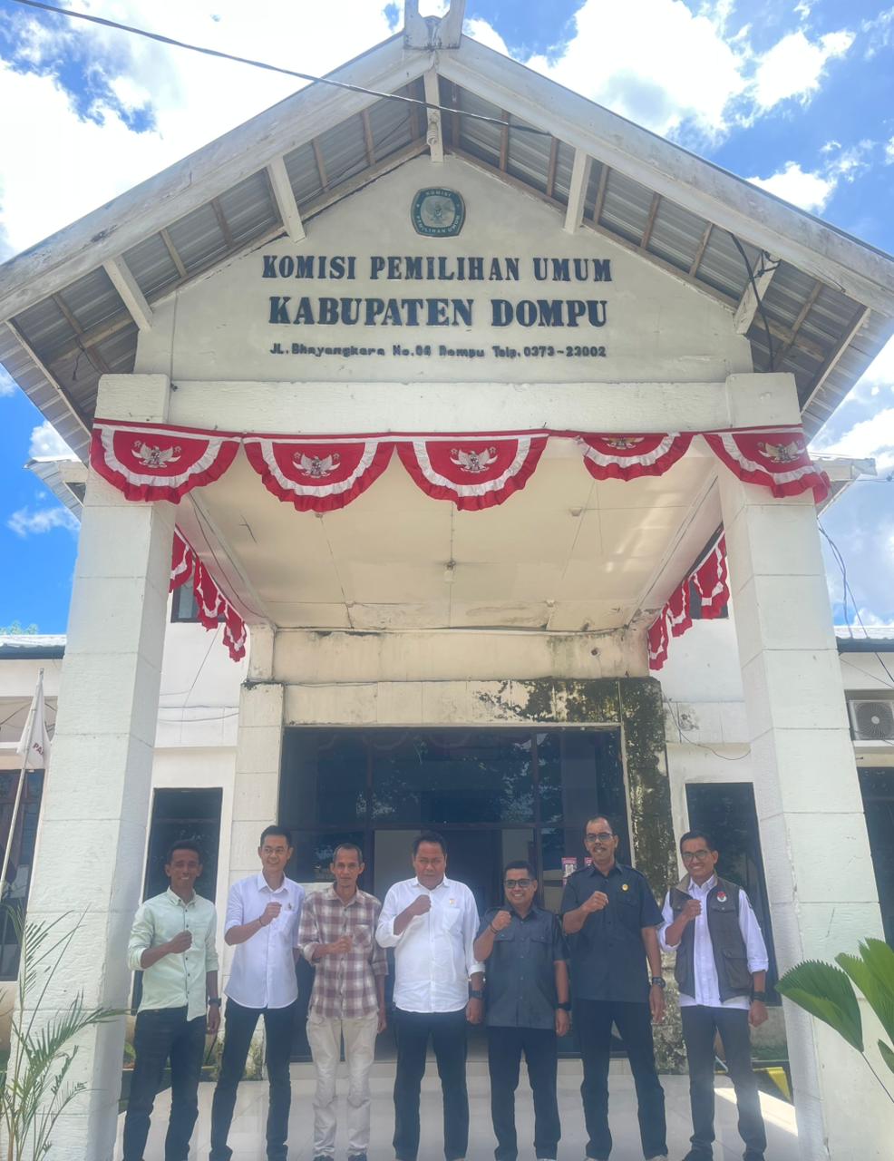 Bawaslu Dompu Lakukan Silaturahmi dan Koordinasi ke KPU Dompu