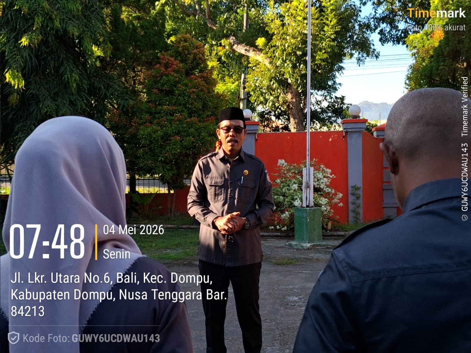 Apel Rutin Senin, Irwan Tekankan Disiplin dan Harmoni Kerja