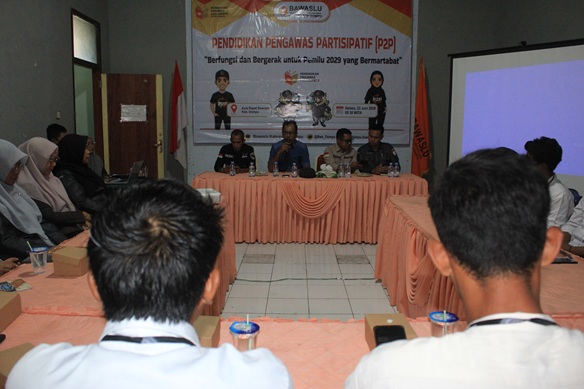 Bawaslu Dompu Gelar Pendidikan Pengawas Partisipatif, Siapkan Generasi Pengawas untuk Pemilu 2029 yang Bermartabat