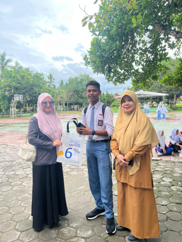 Penyerahan bauah tangan