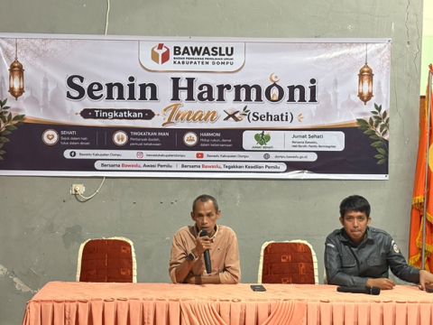 Bawaslu Dompu Kembali Gelar Senin Harmoni, Wahyudin Tekankan Pentingnya Saling Mengingatkan
