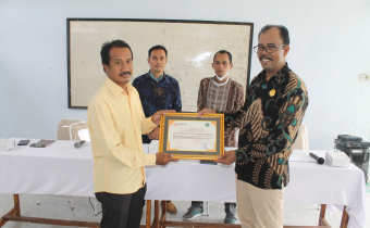 Maksimalkan Pengawasan Partisipatif, Bawaslu Buat Kesepakatan Bersama dengan STIE YAPIS Dompu