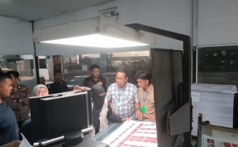 Swastari Lakukan Pengawasan Pencetakan Surat Suara Pemilihan Bupati 2024