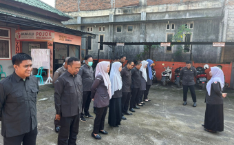Gelar Apel Rutin Setiap Hari Senin untuk Tingkatkan Disiplin dan Etos Kerja Pegawai