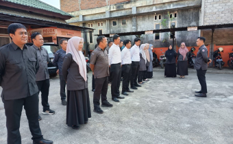 Agus : Tekankan Disiplin Seragam dan Persiapan Kunjungan ke SLBN 1 Dompu