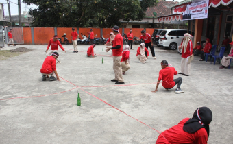 Semarak HUT ke-80 RI dan HUT ke-7 Bawaslu, Bawaslu Dompu Gelar Lomba Penuh Kebersamaan