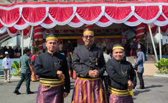 Bawaslu Dompu Hadiri Upacara Peringatan HUT ke-67 Provinsi NTB