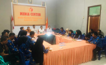 Bawaslu Dompu Bahas SE No. 1 dan Sae No. 4, Sekaligus Perkenalkan Kepala Sekretariat Baru