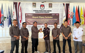 Bawaslu Dompu Hadiri dan Awasi Rapat Pleno Terbuka PDPB Triwulan I Tahun 2026