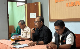 Bawaslu Dompu Gelar Rapat Rutin Bulanan, Bahas IKU, Bawaslu Membelajarkan, hingga Persiapan HUT ke-9